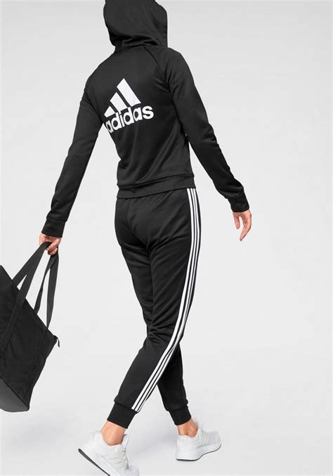 adidas Trainingsanzug online kaufen 